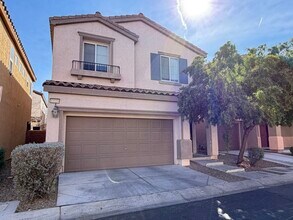 Building Photo - 10559 La Campana St