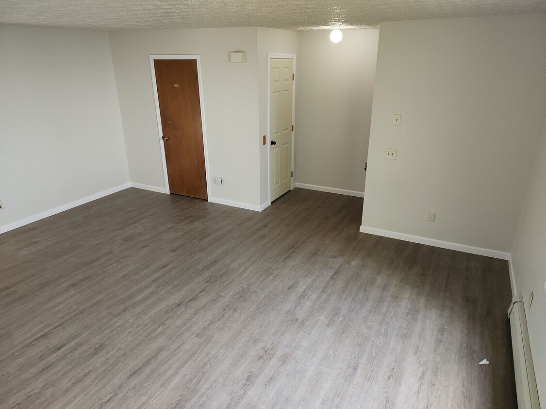 Foto principal - 8116 Boundary Ave