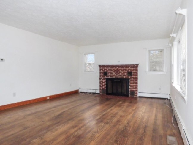 Building Photo - 17425 Horsehead Rd