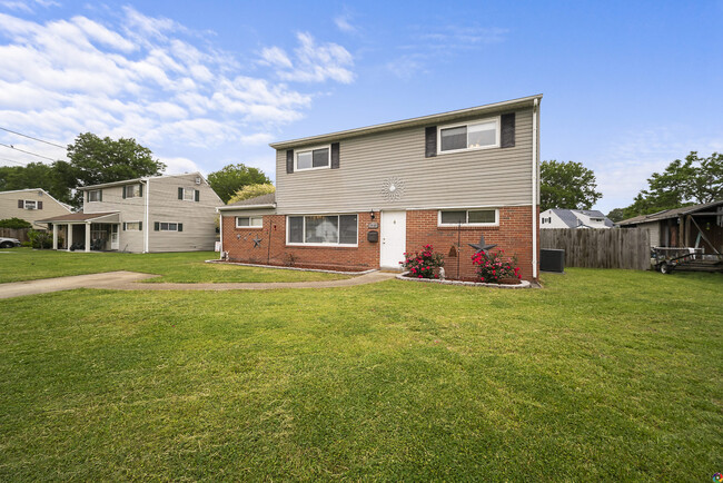 Foto del edificio - 1930 Meadow Lake Ct