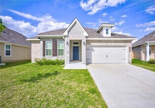 Building Photo - 2206 Hall of Fame Ct