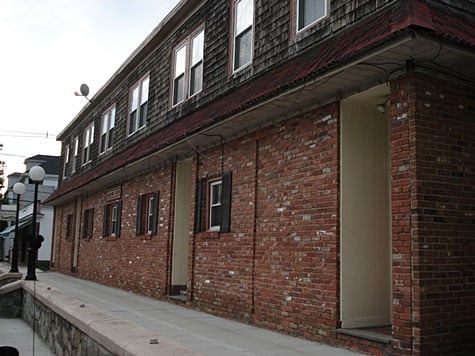 Primary Photo - 153-155 Bradford St