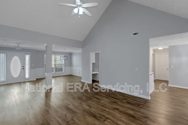 Building Photo - 455 Trelawney Cir