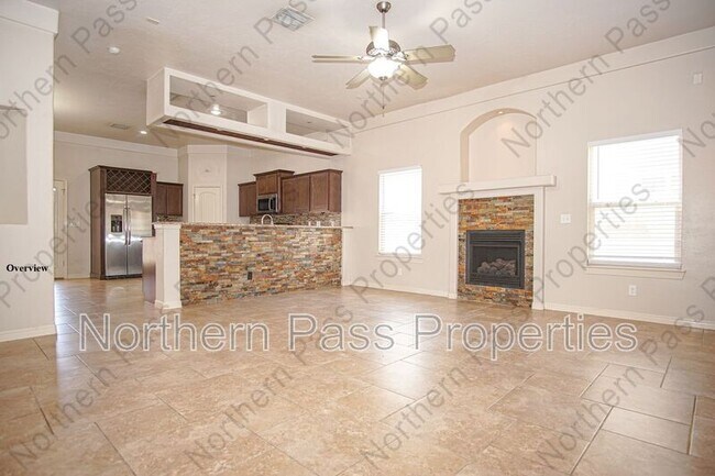 Foto del edificio - 14508 Smokey Point Dr