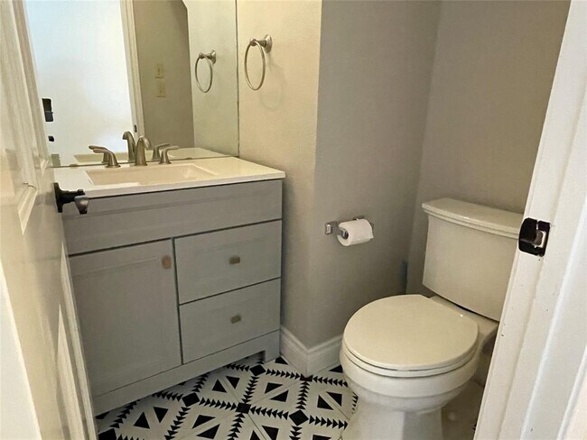 Foto del edificio - 8300 Pommel Cove