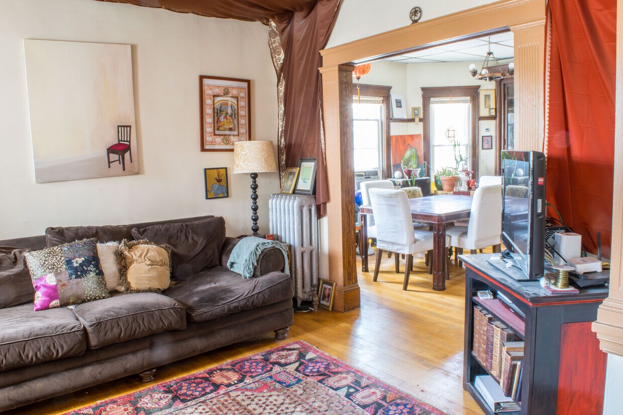 Foto principal - 107 Conwell Ave