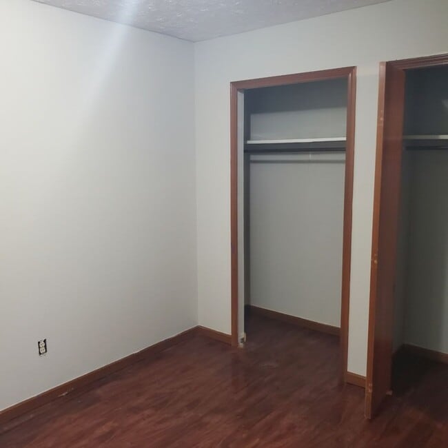 Foto del edificio - 2BDRM DUPLEX FOR RENT LORAIN, OHIO