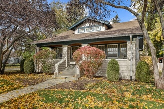 Building Photo - 518 South St