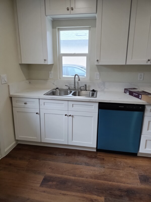 Foto del edificio - 484 W Minarets Ave