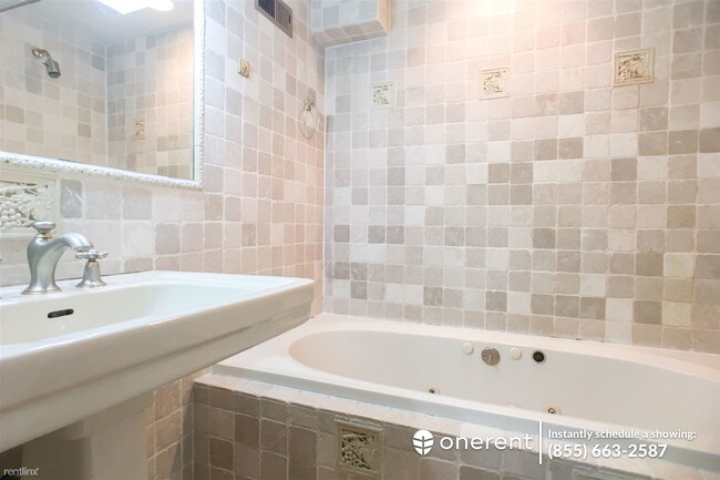 Building Photo - 3 br, 2 bath House - 366 Cumberland St