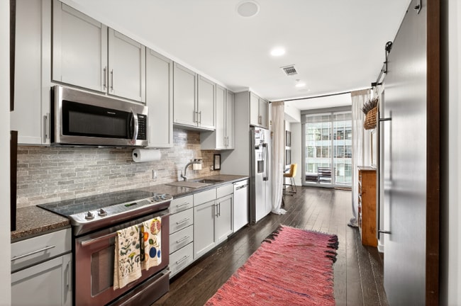 Building Photo - 1212 Laurel St