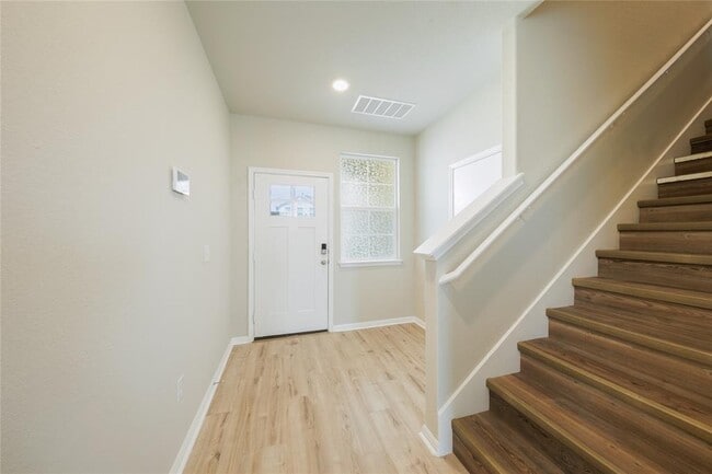 Foto del edificio - 521 Otto Ave