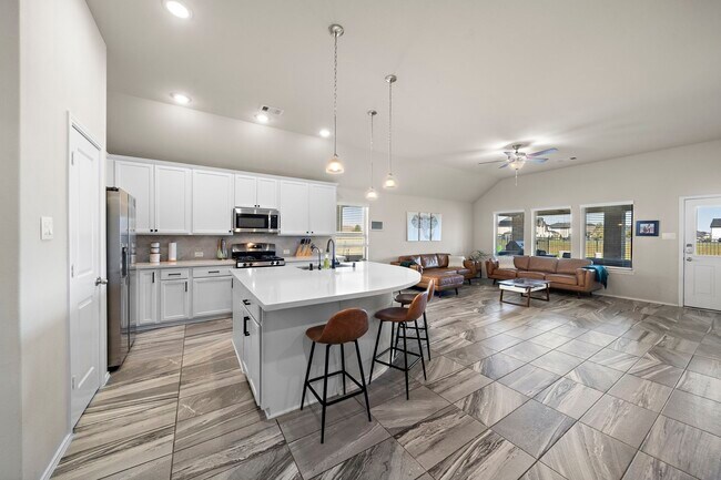 Foto del edificio - 4627 Cedar Butte Ln