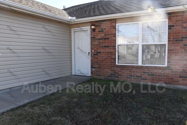 Building Photo - 1201 173rd Street