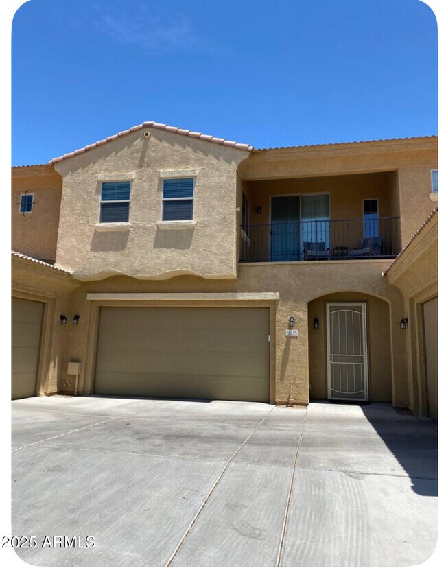 Building Photo - 1367 S Country Club Dr