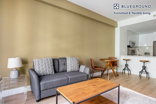 Foto del edificio - 285 Third Street-SI FL5-ID1010