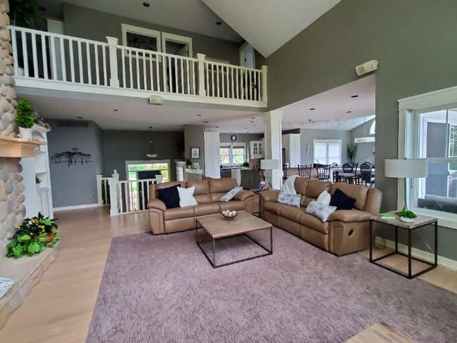 Building Photo - 7241 Davies Dr NE