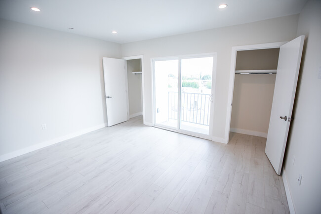 Building Photo - 7310 Eton Ave