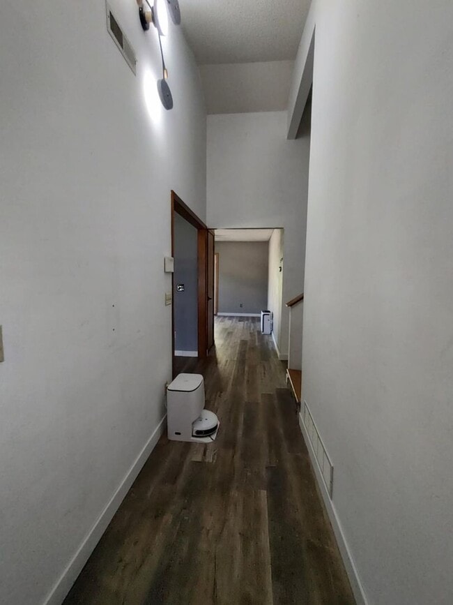 Building Photo - Gorgeous Home for Rent