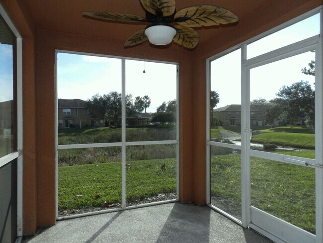 Foto del edificio - Quality Townhome In Convenient Location!