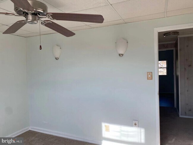 Building Photo - 3204 Tartarian Ct