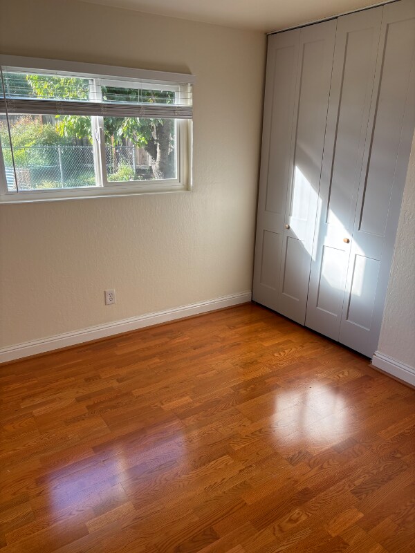 Foto del edificio - 520 Linford Pl