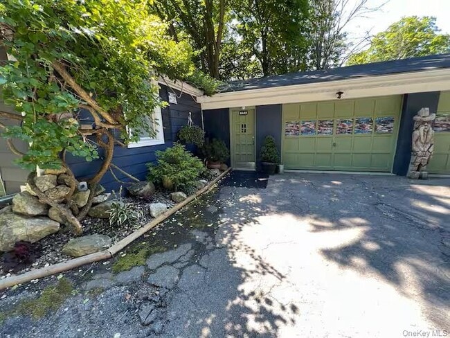 Building Photo - 149 Jaycox Rd