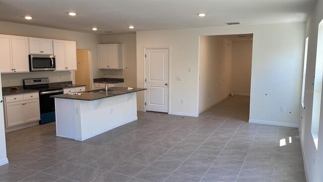 Building Photo - 1280 Cascades Ave