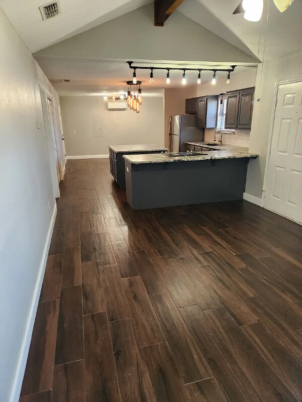 Foto del edificio - 3945 Country Meadows Cir