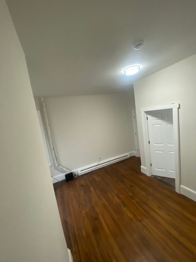 Building Photo - 60 Westville St