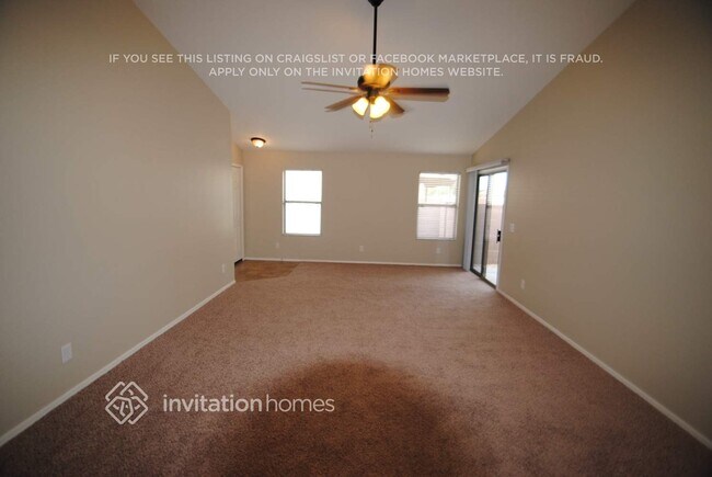 Foto del edificio - 12470 W Hearn Rd