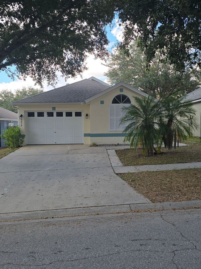 Building Photo - 3414 Palm Beach Dr