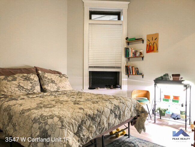 Foto del edificio - 3547 W Cortland St