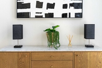 Building Photo - 8902 Feather Hill Rd