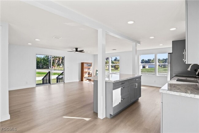 Building Photo - 11217 Stringfellow Rd