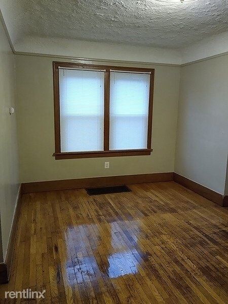 Foto del edificio - 1 br, 1 bath Apartment - 69 Monroe Street 3