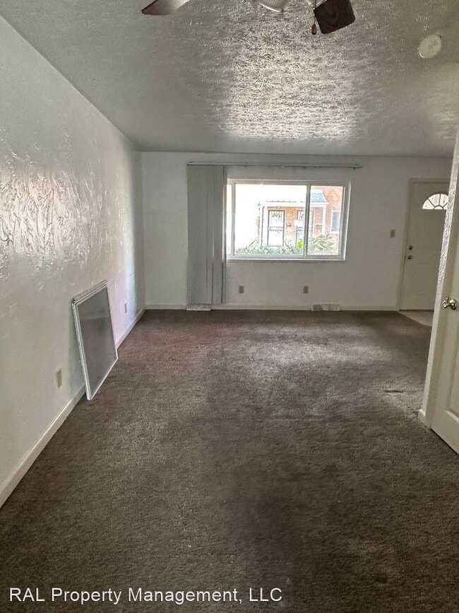 Building Photo - 2 br, 1 bath House - 23670 banbury Cir 14
