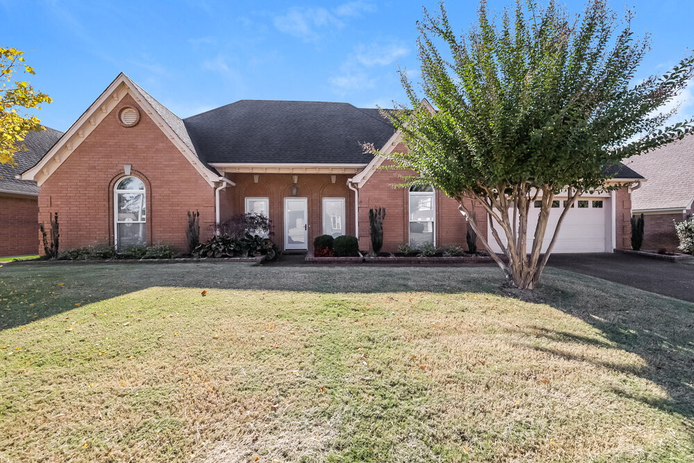 Foto principal - 9025 Dewberry Ln