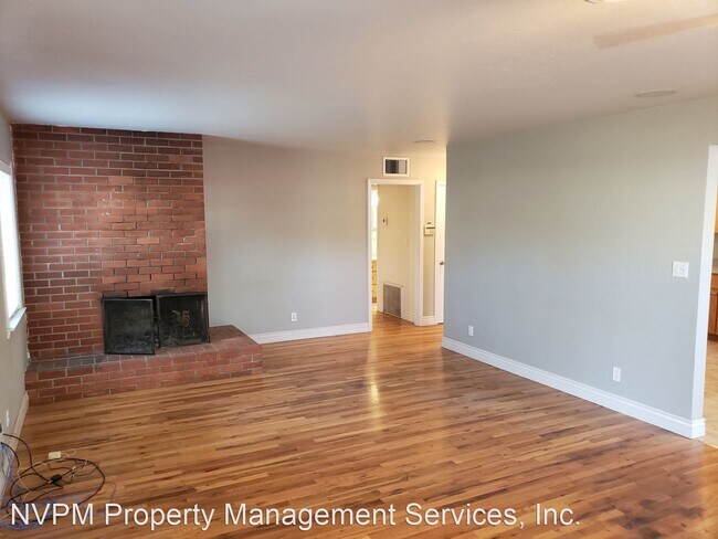 Building Photo - 3 br, 2 bath House - 1593 Hawthorne
