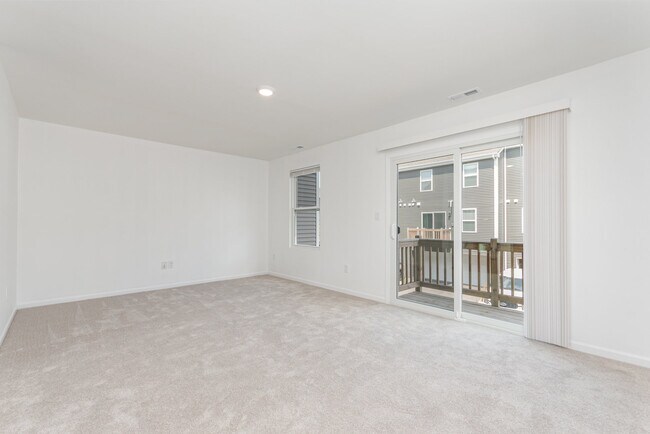Foto del edificio - 2131 Sassafras Wy