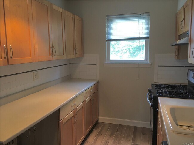 Foto del edificio - 66-14 Gray St