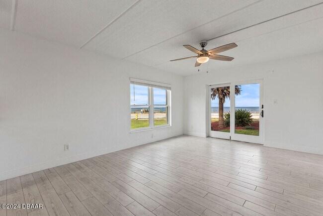 Building Photo - 2730 Ocean Shore Blvd