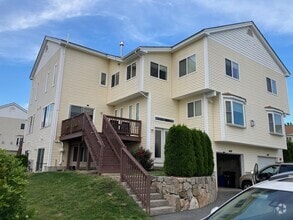 Building Photo - 469 America Blvd