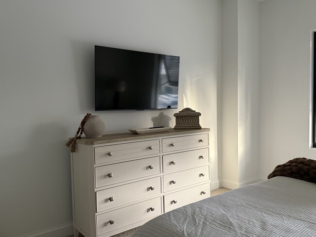 Foto del edificio - 1111 Central Ave