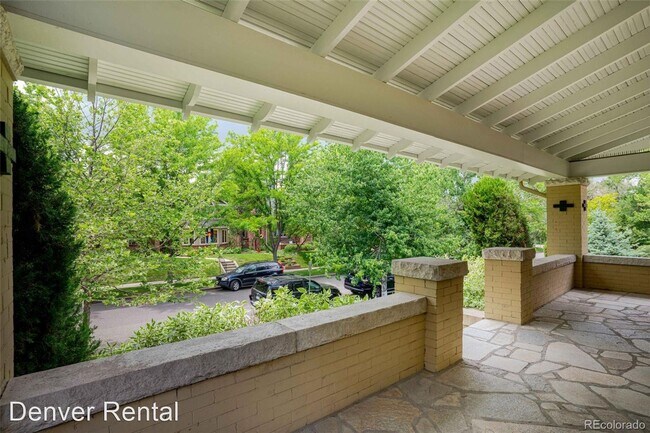 Foto del edificio - 3 br, 2 bath House - 150 S Humboldt St