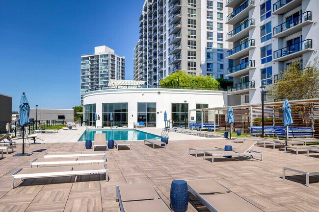 Foto del edificio - 880 Pacific St