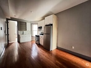 Building Photo - 39 Van Wagenen Ave