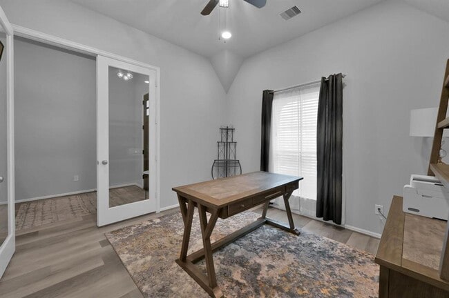 Building Photo - 27038 Golden Knoll Dr