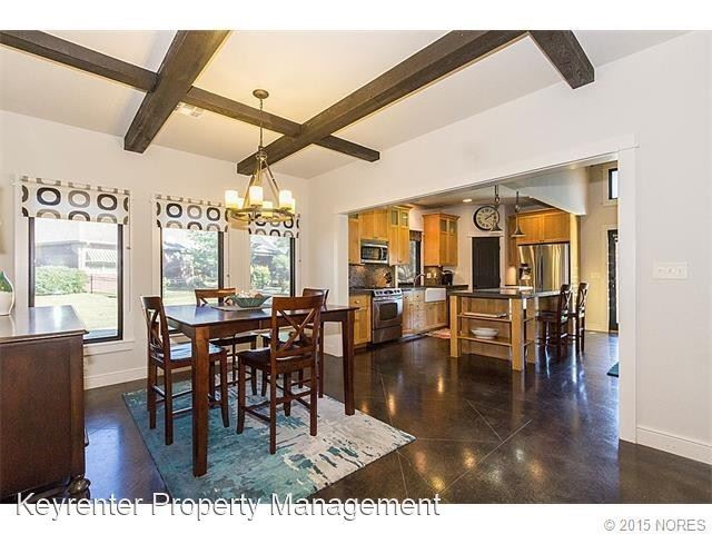 Foto del edificio - 3 br, 2.5 bath House - 3965 N Pine Ave