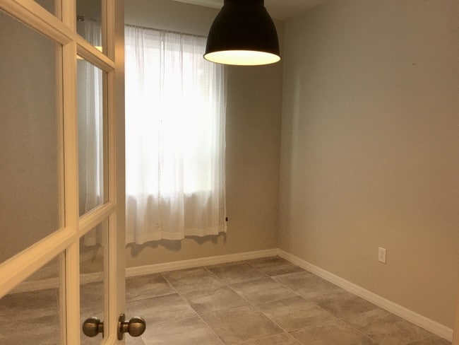Building Photo - 2554 Nouveau Way